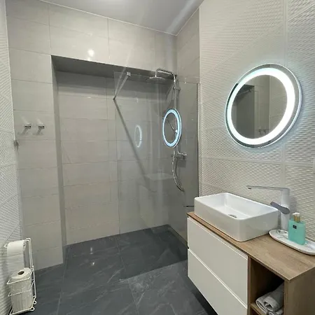 Fishka House Apartament *